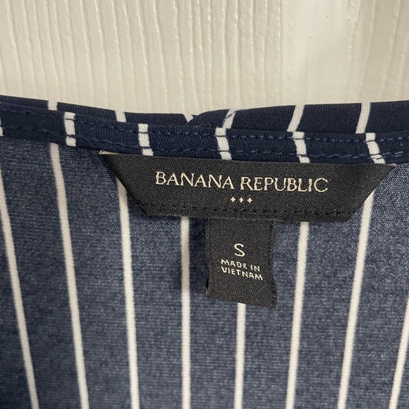 Banana Republic Navy and White Striped Off-Shoulder Top - Picture 2 of 4